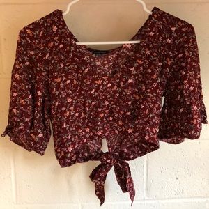 American Eagle Cropped Tie-Blouse
